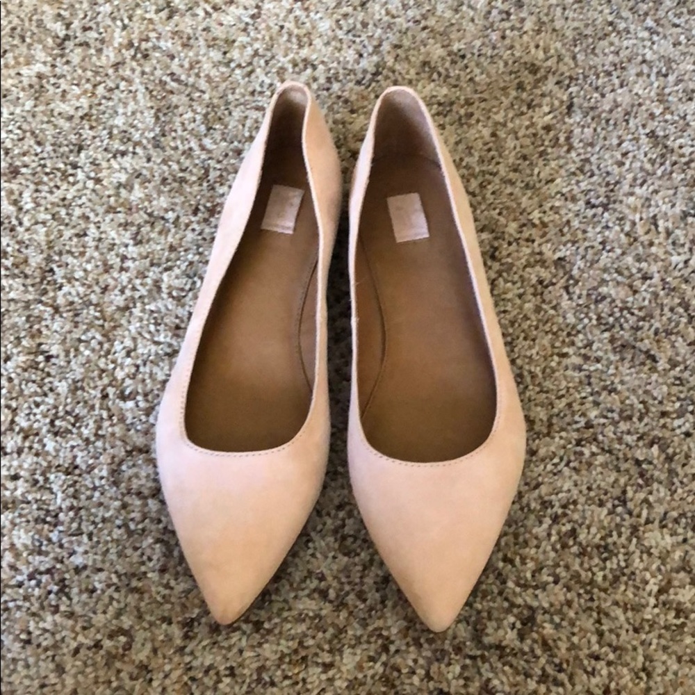 Brand new Suede Frye flat